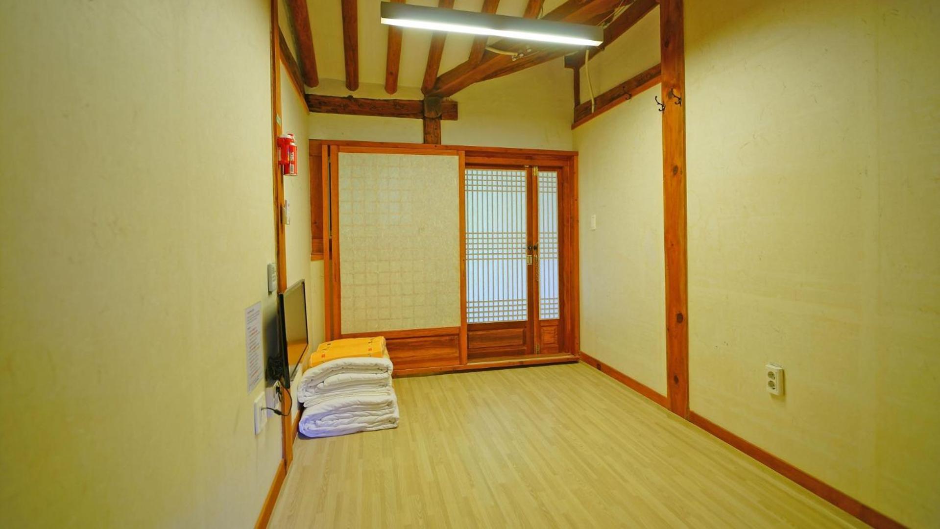 Sarangroo Jeonju Exterior foto