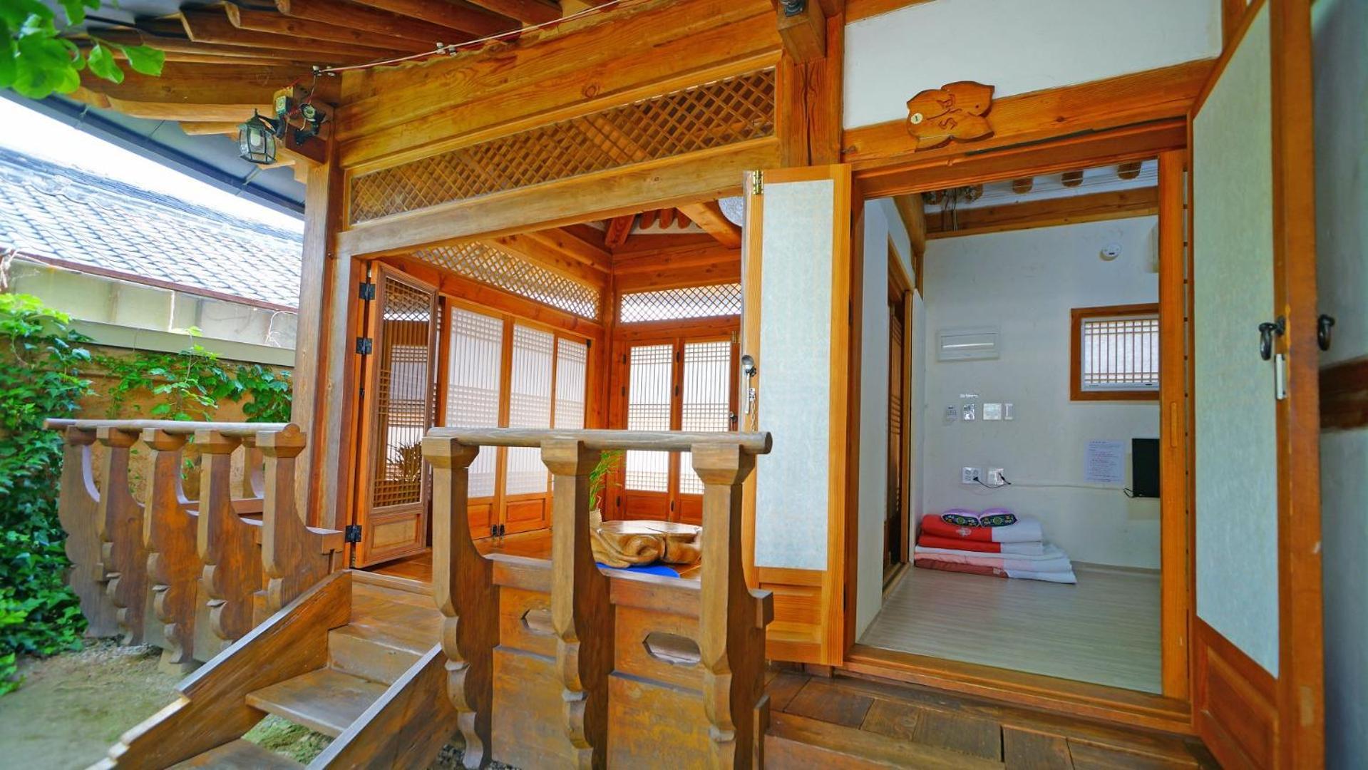 Sarangroo Jeonju Exterior foto