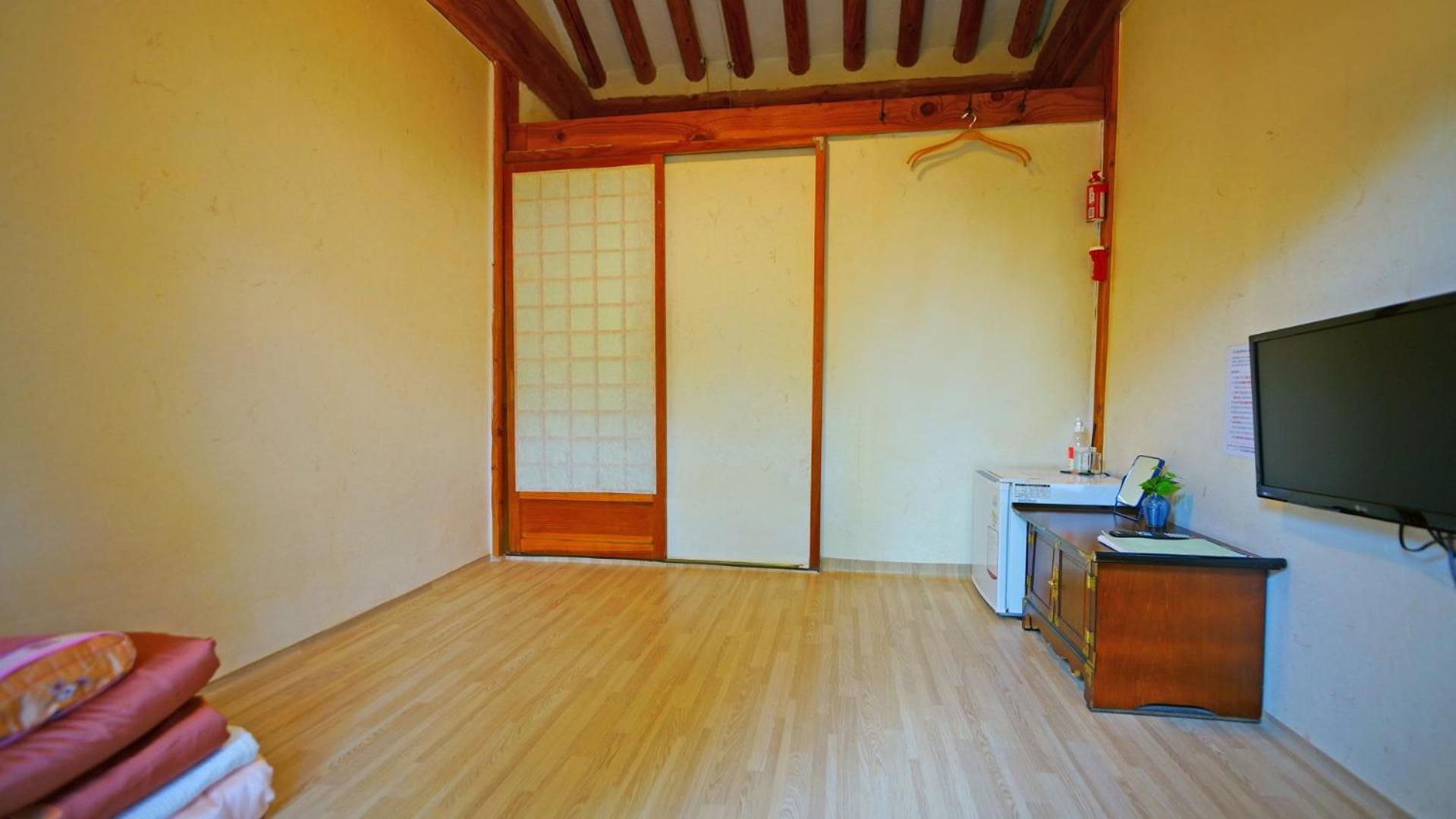 Sarangroo Jeonju Exterior foto