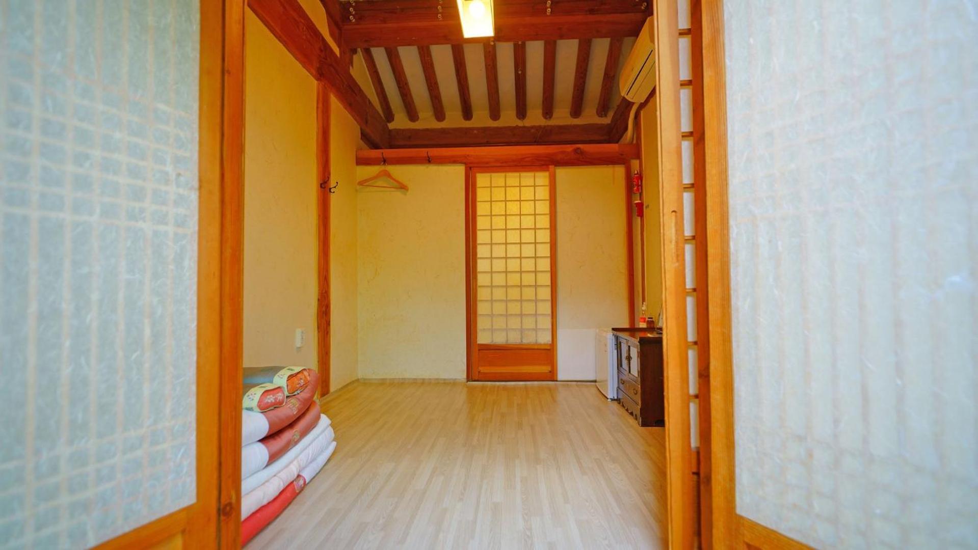 Sarangroo Jeonju Exterior foto