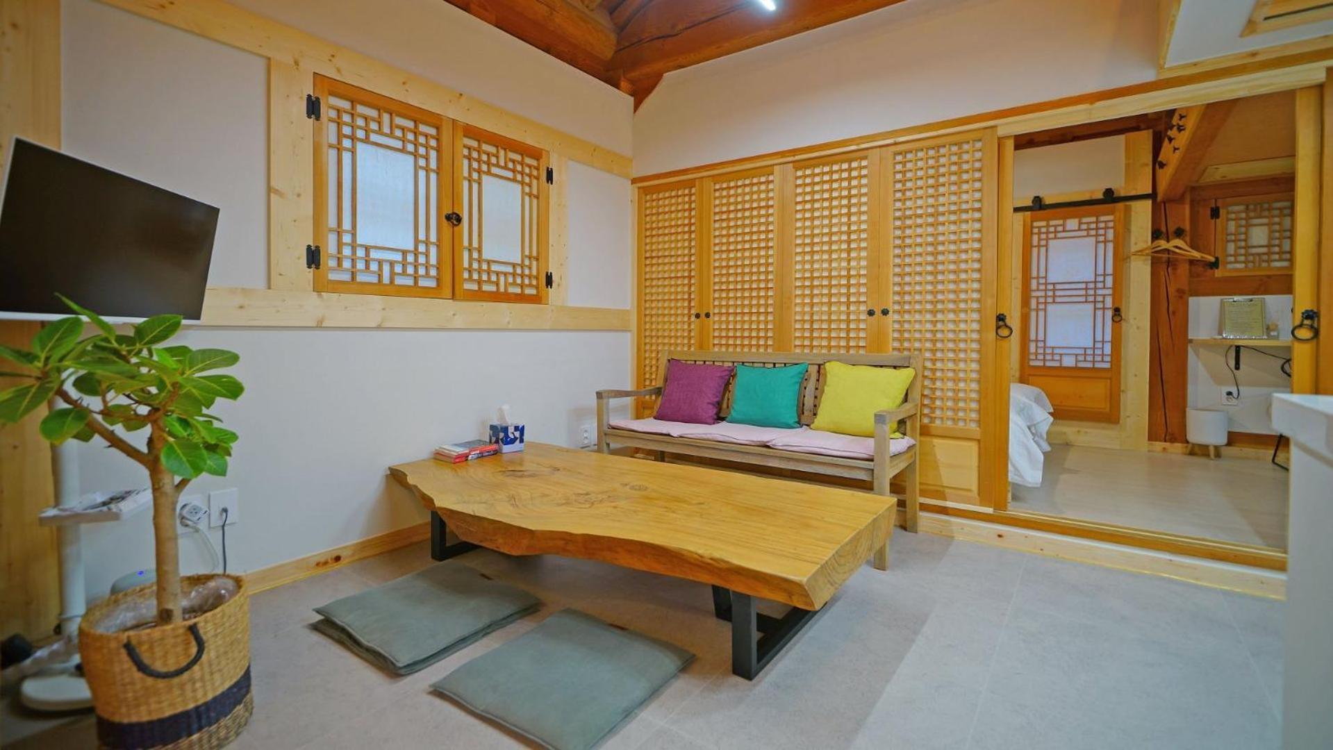 Sarangroo Jeonju Exterior foto